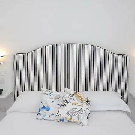 Bed & Breakfast Guarracino 3*