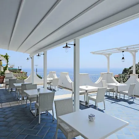 Bed & Breakfast Guarracino 3*